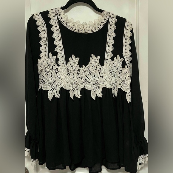 RomanticCore Lace Yoke Blouse Gathered Peplum Silhouette Victorian Vibes XS - Picture 2 of 8